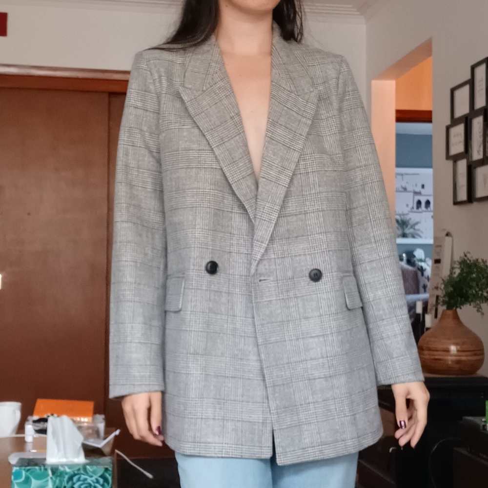 ⚡CLEAROUT SALE⚡🆕️NWT H&M Double-breasted Jacket in 'Gray/Plaid', Size Medium